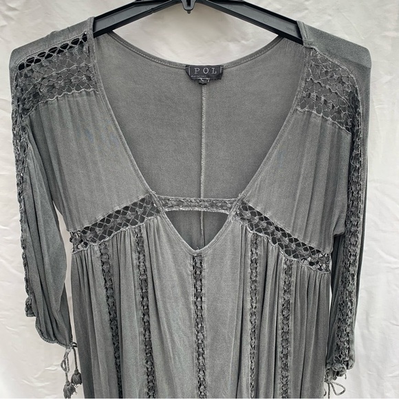POL Grey V-Neck Long Sleeve Tunic Dress Ladder Lace Grunge Fairy y2k Sz Small - Picture 2 of 7